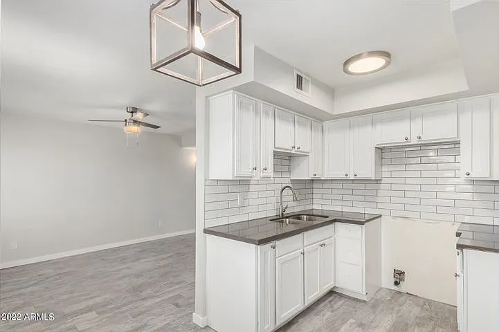 1308 E Vista Ave #3 — Photo 12