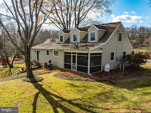 4th image of 570 Lewisville Rd