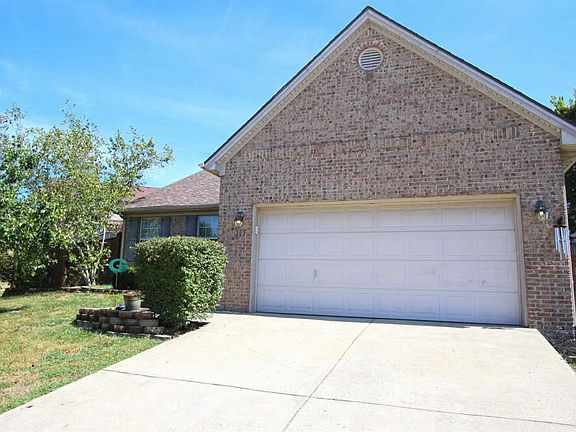 2nd image of 117 Merrimac Ct
