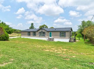 1351 Highland Cir, Springtown, TX 76082