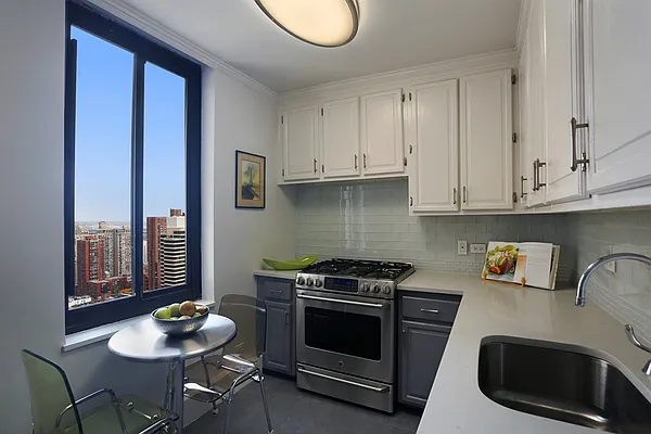 Sold by Corcoran | media 17