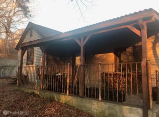 19 Edgewood Ave, Farmingville, NY 11738