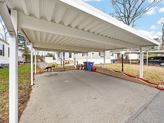 3rd image of 18 Timber Ln