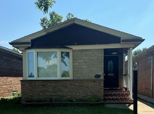 8423 S State St, Chicago, IL 60619