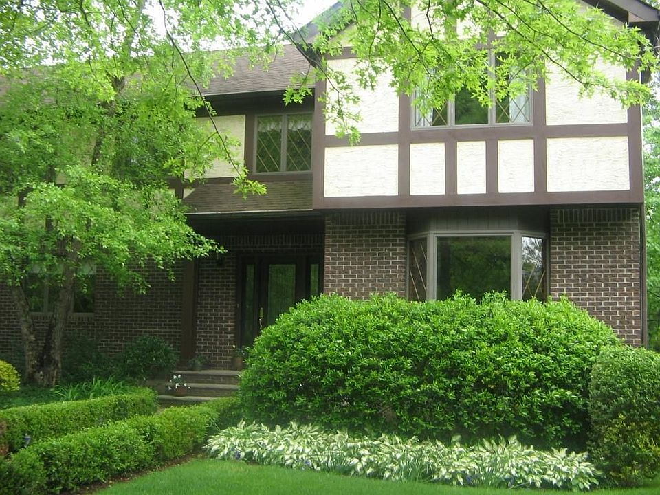 1st image of 270 Koch Blvd