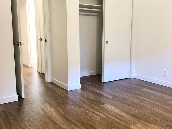 2nd image of 848-858 NE 67th St #102