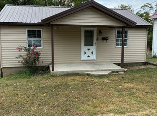 421 E Walnut St, Hillsboro, OH 45133