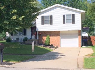 1216 N Hershey Rd, Bloomington, IL 61704