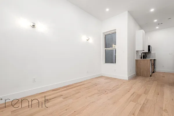 Rented by Rennit Inc. | media 3