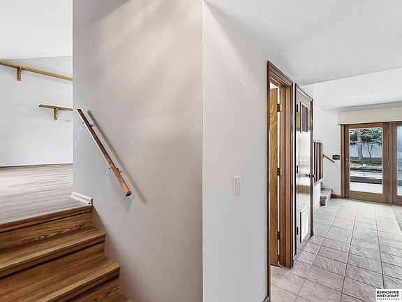 2nd image of 2103 Morrie Dr