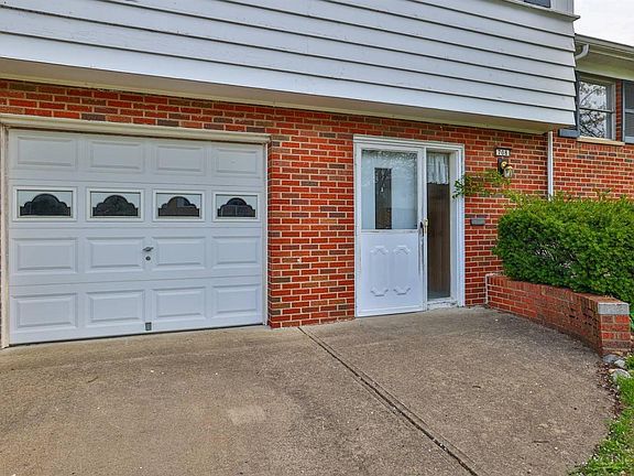 3rd image of 708 Danvers Dr