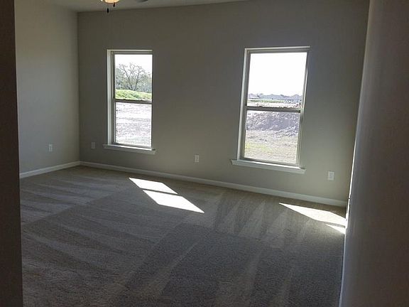 4th image of 341 Long Hill Dr