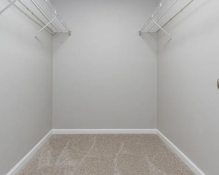 1021 Aderley Oak Dr — Photo 24