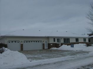 1915 Sapphire Ave, Aberdeen, SD 57401