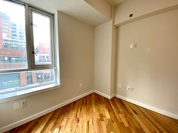 2nd image of 2928 41st Ave APT 208
