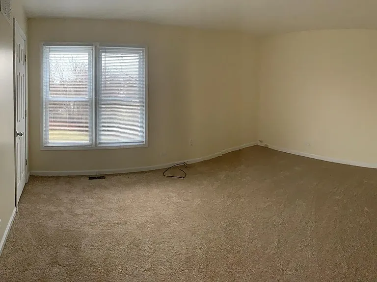 18 W Stevenson Dr — Photo 13