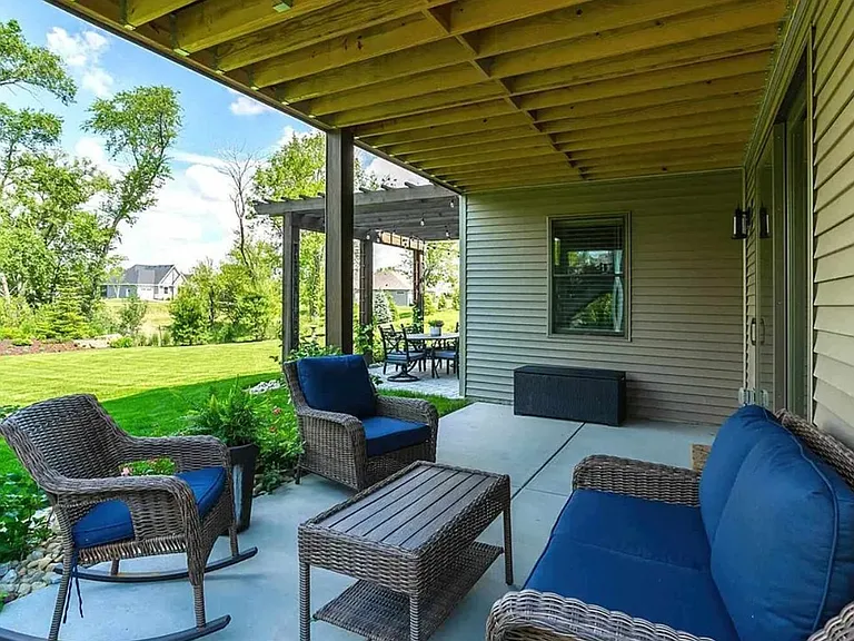 4204 Muirfield Ct — Photo 9