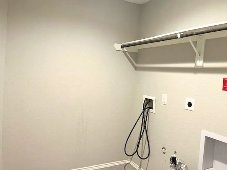 8310 Rose Petals Ln — Photo 22