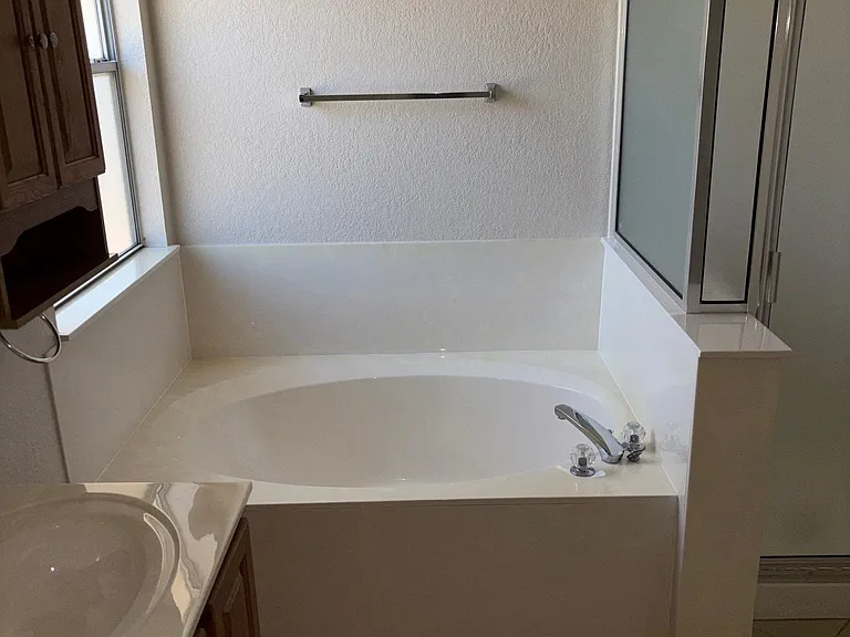 1403 Haley Gray Dr — Photo 22