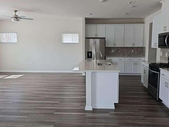 5th image of 167 White Ash Dr
