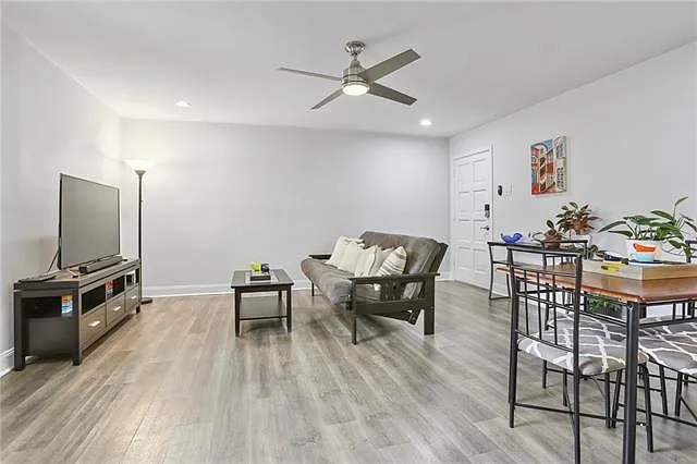 1765 Coliseum St #217 — Photo 5