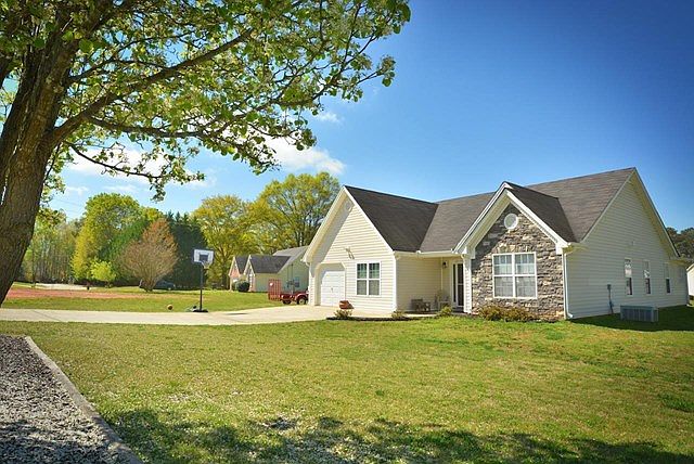 1st image of 116 Haley Dr
