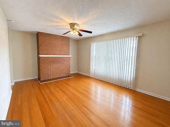 4th image of 302 Wentworth Dr