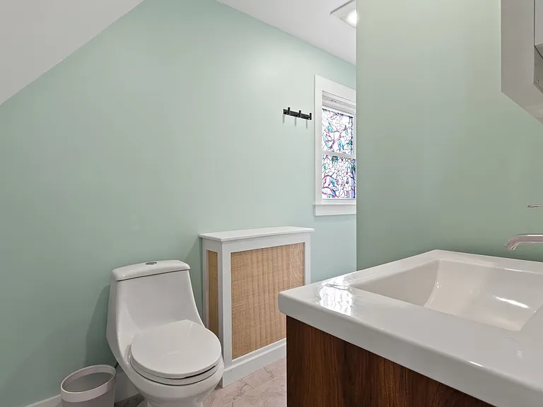 36 Pool St #36 — Photo 4