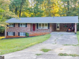 1966 Pine Hill Cir NW, Kennesaw, GA 30144