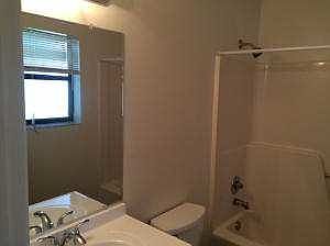 2nd image of 21 Crossings Cir APT E