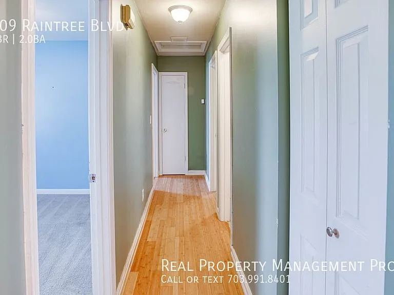 209 Raintree Blvd — Photo 25