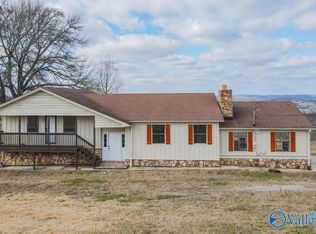 115 Rainbow Cir, Albertville, AL 35950