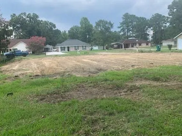 14040 Happywoods Dr, Hammond, LA 70403
