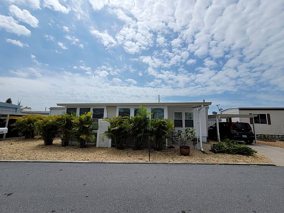 3rd image of 1375 Pasadena Ave S #426