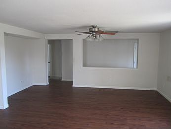 2nd image of 11411 Fountain Bend Dr