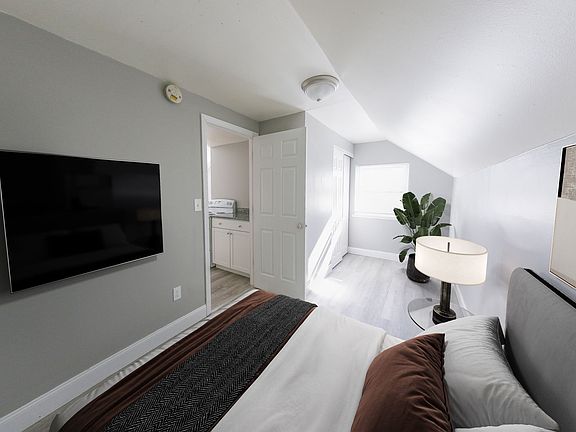 4th image of 46 Gorman Ave #6-3