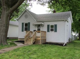 207 W 30th St, Davenport, IA 52803