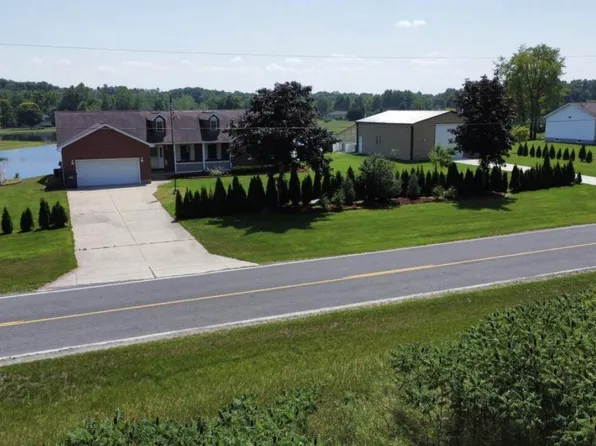 8683 E Hawley Rd, Hesperia, MI 49421