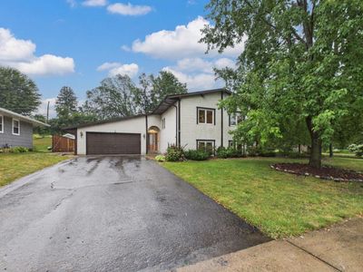 2742 Hilltop Ct, North Saint Paul, MN, 55109
