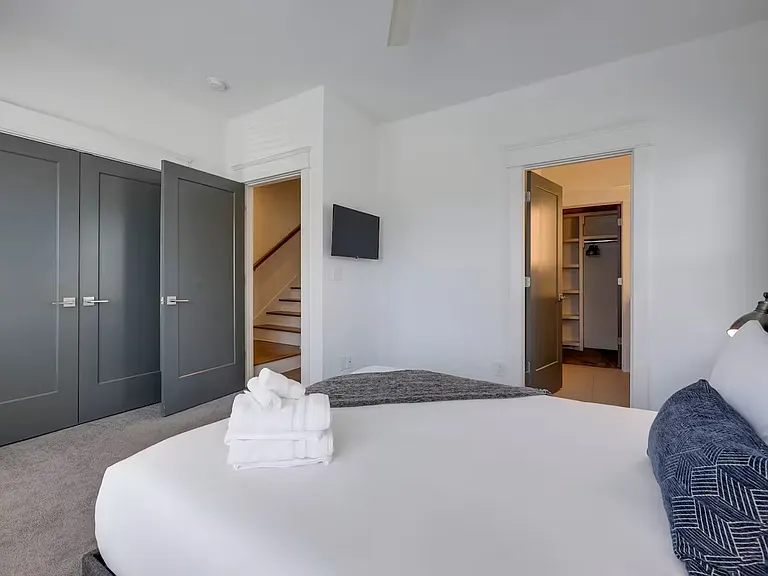 6511 Robertson Ave #1 — Photo 18