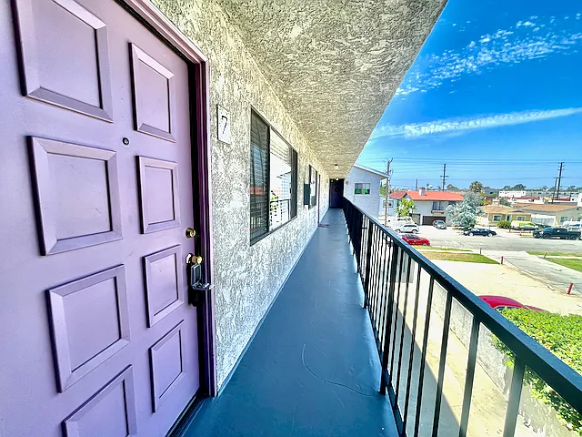 2 bed, 700 sqft, $2,000 — Photo 4