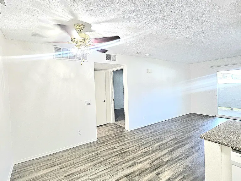 Colony Ridge Apartments — Photo 9