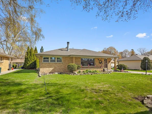 7822 West Manitoba STREET, West Allis, WI 53219