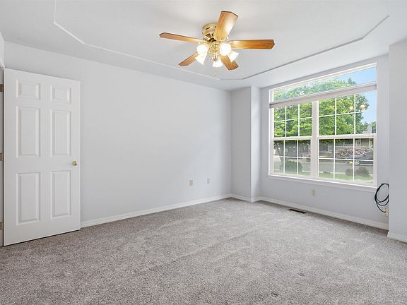 3rd image of 1531 Quail Run Dr