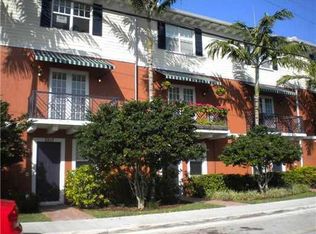 2213 NE 9th Ave, Wilton Manors, FL 33305