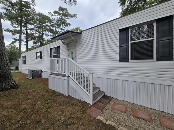 418 Delton Dr., Garden City Beach, SC 29576