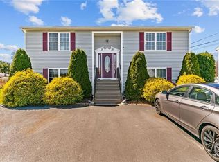 35 Rutland St, East Providence, RI 02914