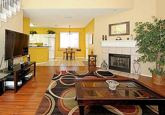 5th image of 1420 Stone Canyon Way