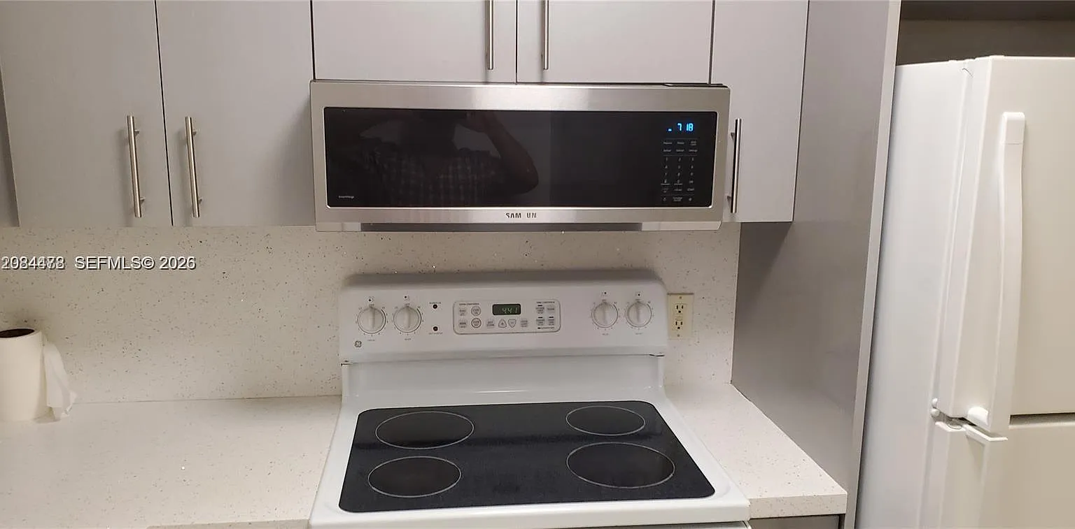 New Hampton At Century Vi — Photo 1