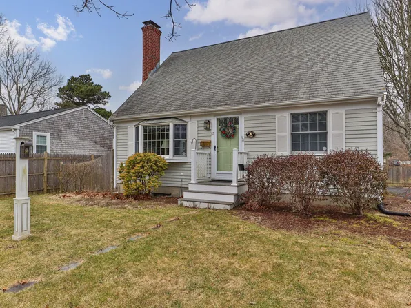 117 Berry Avenue, West Yarmouth, MA 02673